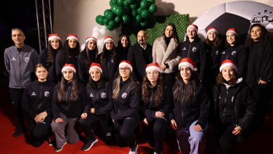 صورة ملكة جمال لبنان بيرلا حرب في زيارة ميلادية الي الباروك الفريد يس من عبق الارز إلي دفء العطاء